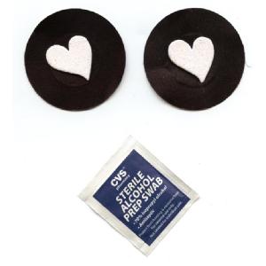 Glitter Heart on Black Round Pasties Image